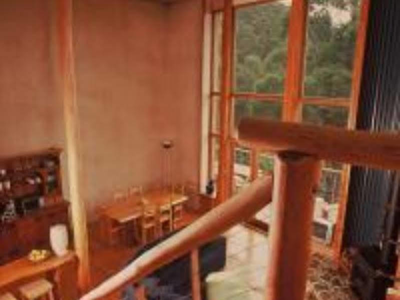 Hotel Peppermint Ridge Retreat Woodbridge Esterno foto